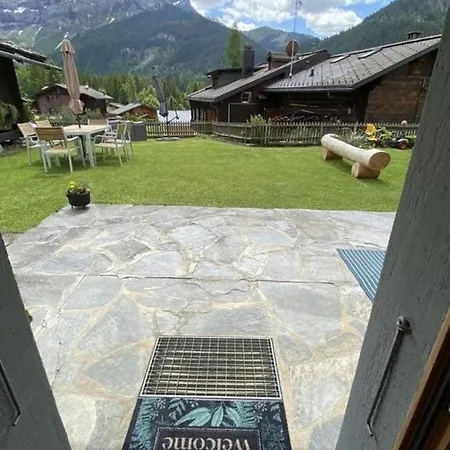 Einzimmerwohnung In Authentischem Schweizer Chalet Fur 2-3 Personen, Private Terrasse, Mit Fruhstuck *